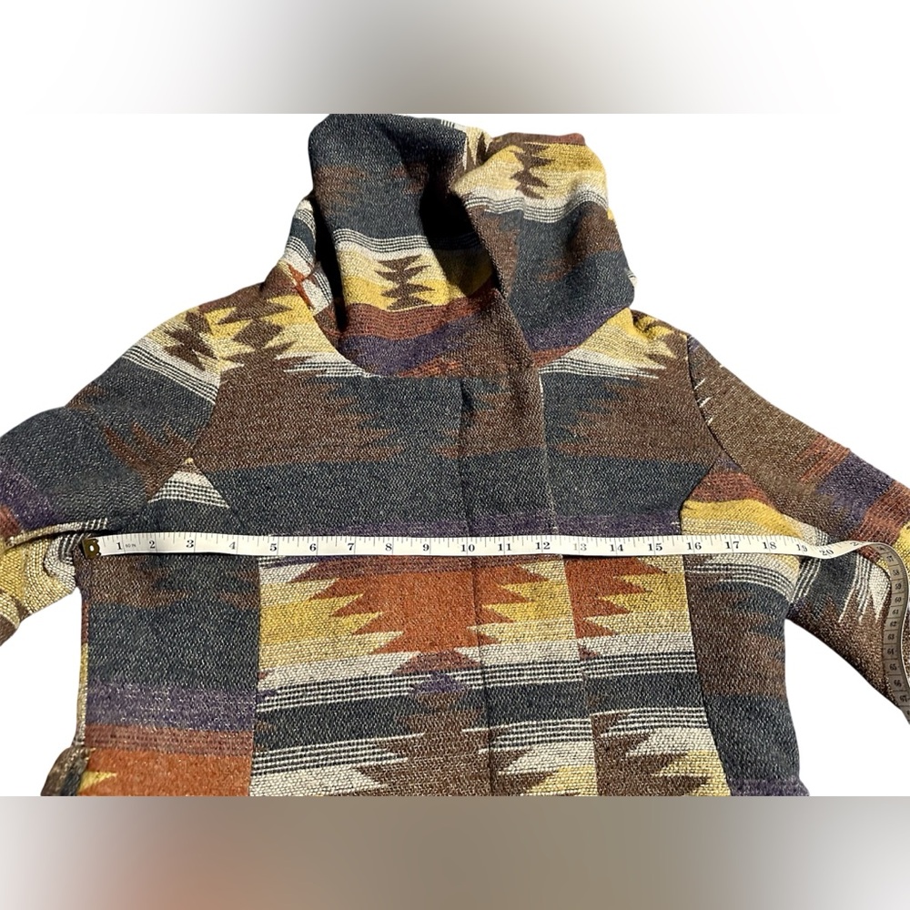 Southwestern Pattern Jacket - Picture 6 of 6